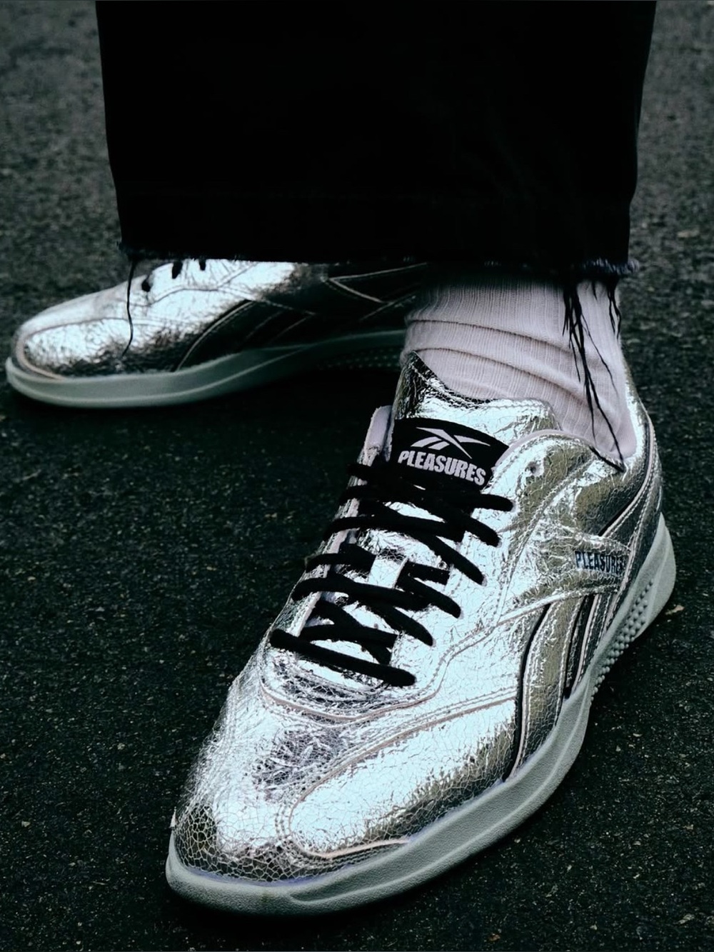 Reebok Silver Metallic Men's Sneakers with Black Laces